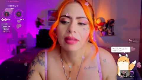 Snapshot of dulce_charlottee chatting on 10-27-25, 08:02 DULCE online show from 10-27-25, 08:02