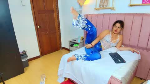   online show from 04-08-26, 03:56