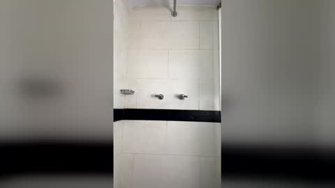dulce_isabel_ online show from 06-09-26, 04:02