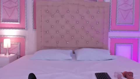 Dulce  online show from 03-03-26, 05:02