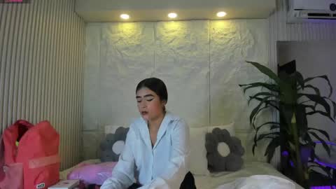Snapshot of dulce_vict chatting on 05-31-26, 03:58 dulce online show from 05-31-26, 03:58