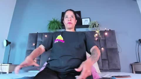 DULCE AURORA online show from 04-14-26, 02:50