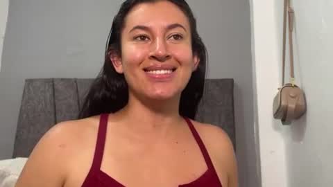 Snapshot of dulceizzy chatting on 05-07-26, 01:22 dulceizzy online show from 05-07-26, 01:22