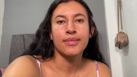Snapshot of dulceizzy chatting on 05-12-26, 12:41 dulceizzy online show from 05-12-26, 12:41
