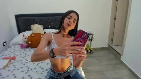 Dulce online show from 06-07-26, 02:48