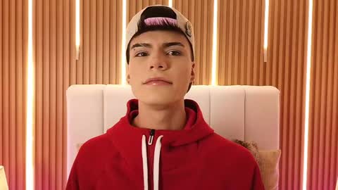 Snapshot of dulcey_ chatting on 05-17-26, 04:54 Dulcey online show from 05-17-26, 04:54
