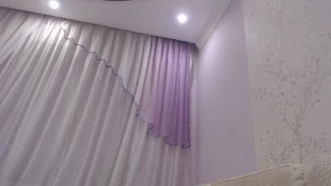 dulcieheath online show from 03-11-25, 07:47