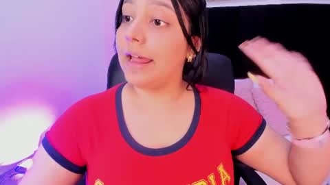 Snapshot of dullce77 chatting on 06-27-26, 06:57 Dulce online show from 06-27-26, 06:57