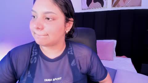 Snapshot of dullce77 chatting on 06-29-26, 07:03 Dulce online show from 06-29-26, 07:03