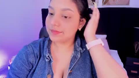 Snapshot of dullce77 chatting on 07-03-26, 07:09 Dulce online show from 07-03-26, 07:09
