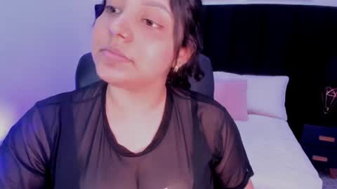 Snapshot of dullce77 chatting on 07-17-26, 06:57 Dulce online show from 07-17-26, 06:57