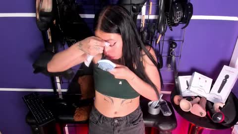 Snapshot of dunnadan_bms chatting on 12-20-25, 12:45 dunnadan_bms online show from 12-20-25, 12:45