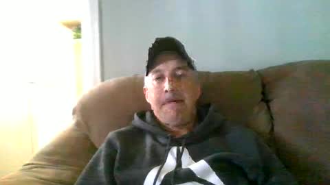 Snapshot of duraal19 chatting on 06-14-26, 05:59 duraal19 online show from 06-14-26, 05:59