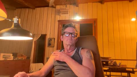 Snapshot of durakbrina chatting on 02-19-25, 07:17 Durakbrina online show from 02-19-25, 07:17