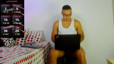 DUSAN  GREY online show from 11-23-25, 11:37