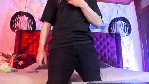 Dustin Sonne online show from 02-01-26, 03:38