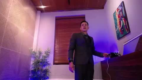 Snapshot of dustin_sonne chatting on 06-14-26, 03:41 Dustin Sonne online show from 06-14-26, 03:41