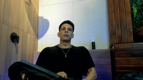 Snapshot of dustin_sonne chatting on 07-07-26, 03:20 Dustin Sonne online show from 07-07-26, 03:20