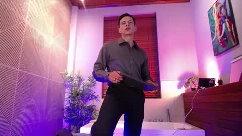Snapshot of dustin_sonne chatting on 07-31-26, 04:01 Dustin Sonne online show from 07-31-26, 04:01