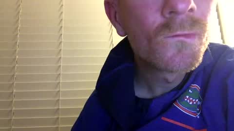 Snapshot of dustinthesweettalker chatting on 06-26-26, 04:39 Dustinthesweettalker online show from 06-26-26, 04:39