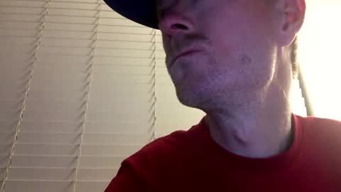 Snapshot of dustinthesweettalker chatting on 08-09-26, 04:06 Dustinthesweettalker online show from 08-09-26, 04:06