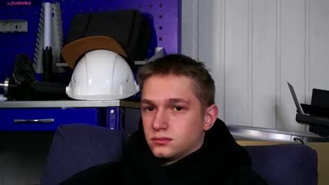 Dustyn online show from 01-16-26, 06:06