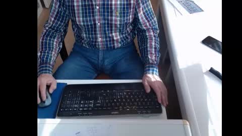 dutchpornking2 online show from 03-06-25, 11:47