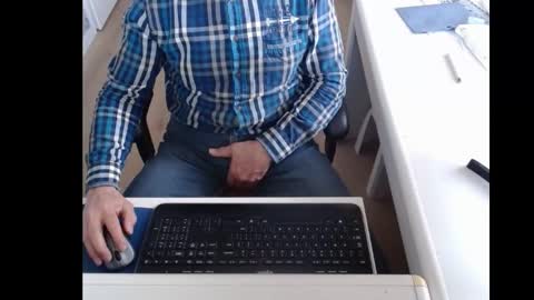 dutchpornking2 online show from 03-10-25, 07:53