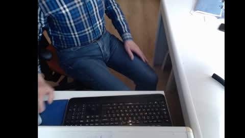 dutchpornking2 online show from 03-10-25, 10:59