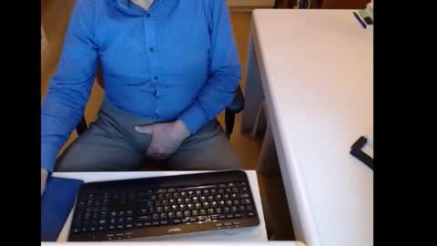 dutchpornking2 online show from 11-18-25, 08:08