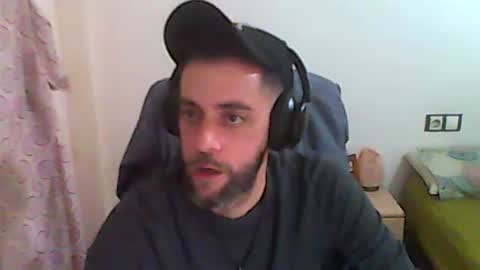 Snapshot of dvdvlc29 chatting on 12-03-25, 04:42 david online show from 12-03-25, 04:42