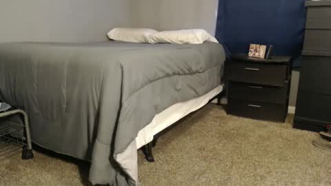 dwhitey4u online show from 01-01-25, 08:15