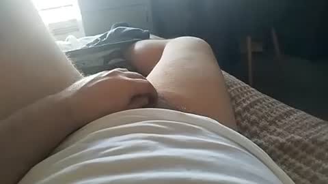 Snapshot of dwizziz chatting on 06-17-26, 05:10 Ivan online show from 06-17-26, 05:10