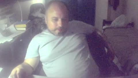Snapshot of dwizziz chatting on 06-26-26, 11:42 Ivan online show from 06-26-26, 11:42