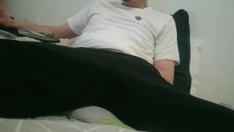 Snapshot of dy22__ chatting on 02-19-25, 07:48 dy22__ online show from 02-19-25, 07:48