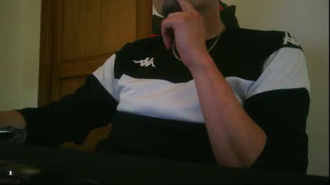 Snapshot of dy22__ chatting on 10-22-25, 03:56 dy22__ online show from 10-22-25, 03:56