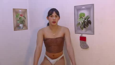 dy_namite online show from 01-11-26, 07:41