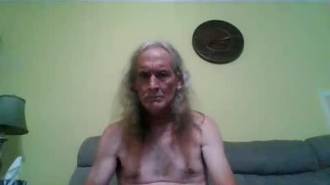 Snapshot of dyankee68 chatting on 07-14-26, 12:13 dyankee68 online show from 07-14-26, 12:13