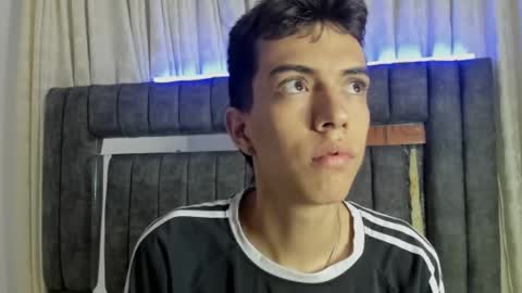 Snapshot of dylan_2005 chatting on 09-12-25, 11:21 Dylan online show from 09-12-25, 11:21