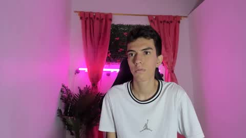 Snapshot of dylan_2005 chatting on 09-17-25, 11:23 Dylan online show from 09-17-25, 11:23