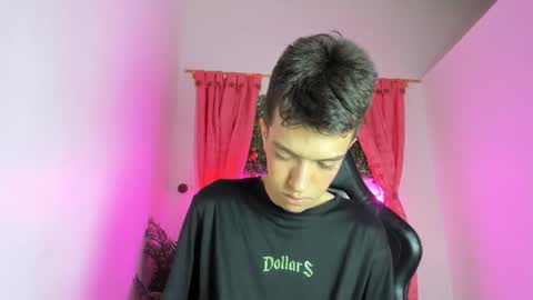 Snapshot of dylan_2005 chatting on 10-11-25, 11:31 Dylan online show from 10-11-25, 11:31