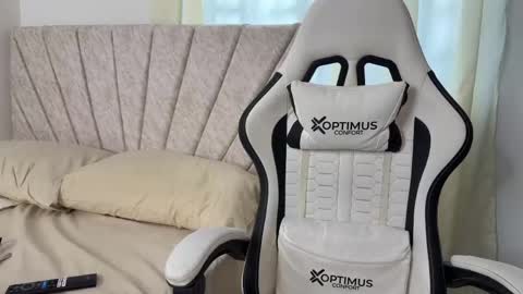 Dylangusss online show from 04-16-26, 11:44