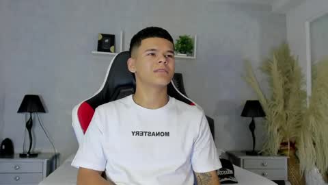 dylanroyce_ online show from 06-05-26, 01:50