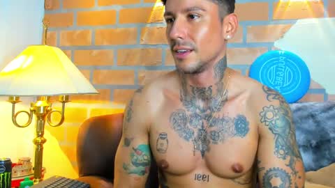 D Y L A N online show from 02-23-25, 12:19