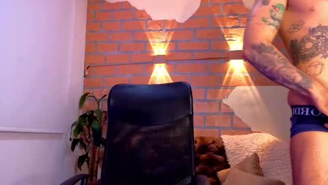 D Y L A N online show from 02-04-26, 02:28