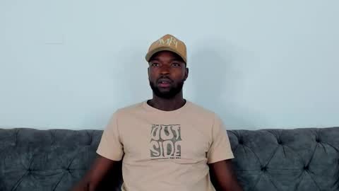 Dylan Taylor online show from 10-24-25, 04:09