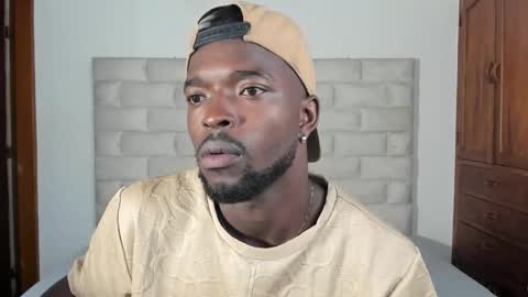 Dylan Taylor online show from 11-23-25, 12:27