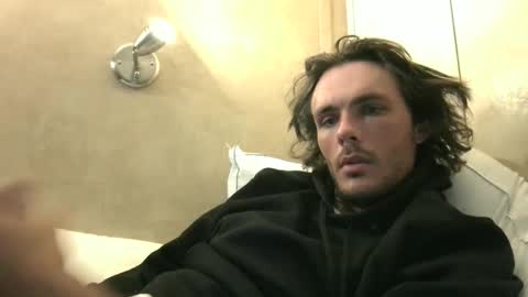 Snapshot of dylp400 chatting on 12-07-24, 12:35 dylp400 online show from 12-07-24, 12:35