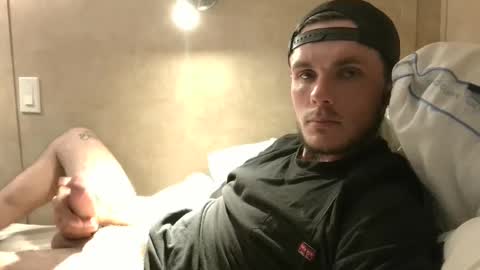 Snapshot of dylp400 chatting on 01-26-25, 06:27 dylp400 online show from 01-26-25, 06:27