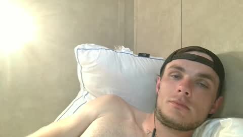 Snapshot of dylp400 chatting on 02-09-25, 11:46 dylp400 online show from 02-09-25, 11:46